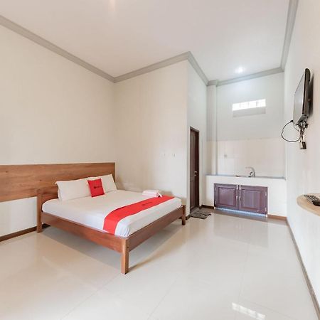 Reddoorz Near Gor Sempaja Samarinda Hotel Exterior foto