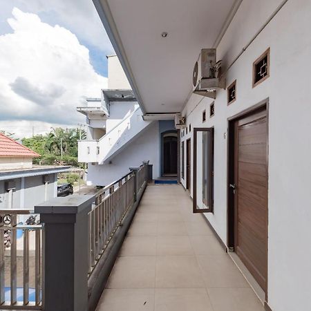 Reddoorz Near Gor Sempaja Samarinda Hotel Exterior foto