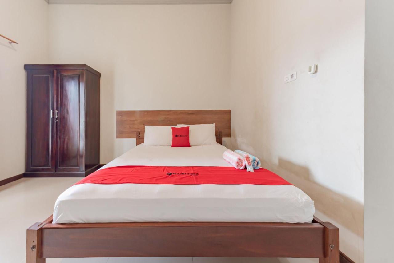 Reddoorz Near Gor Sempaja Samarinda Hotel Exterior foto